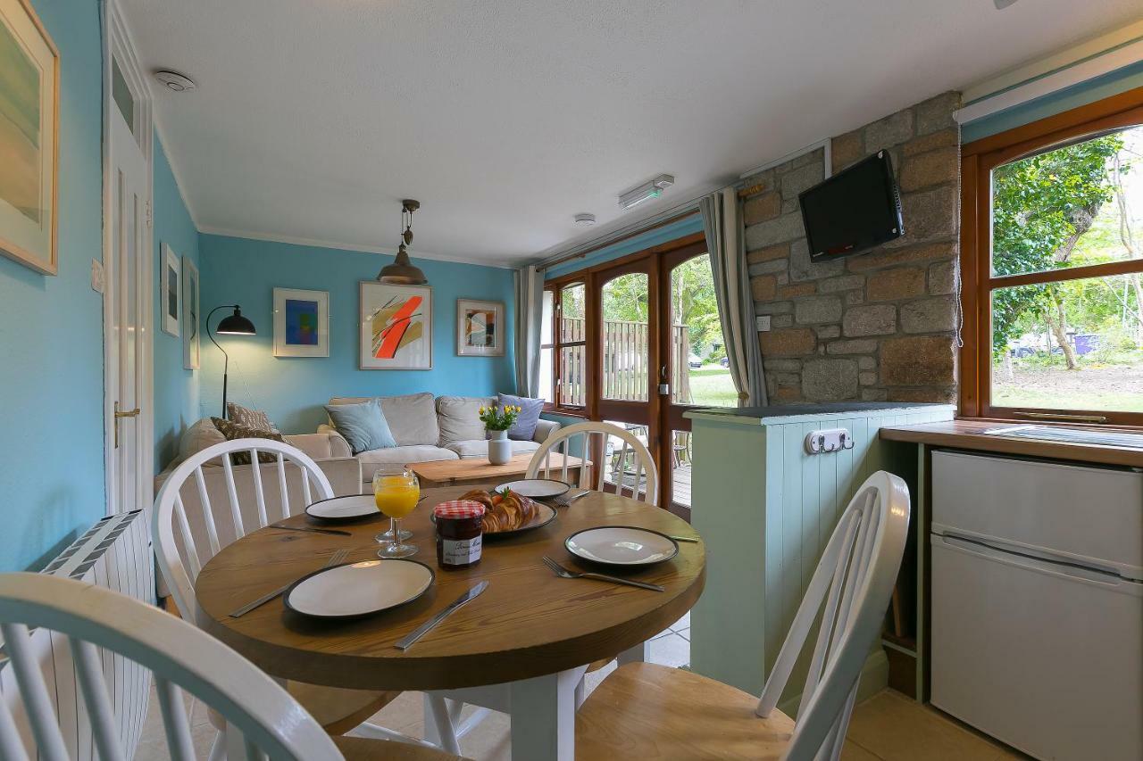 Cosy Woodland Home Uny Lelant 외부 사진